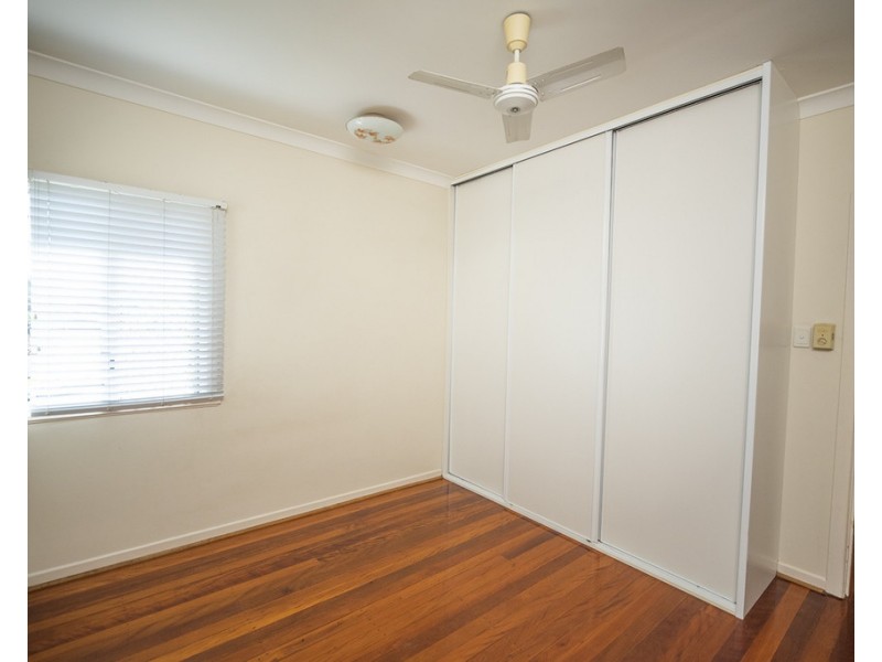 32 Maple Street, Wavell Heights QLD 4012