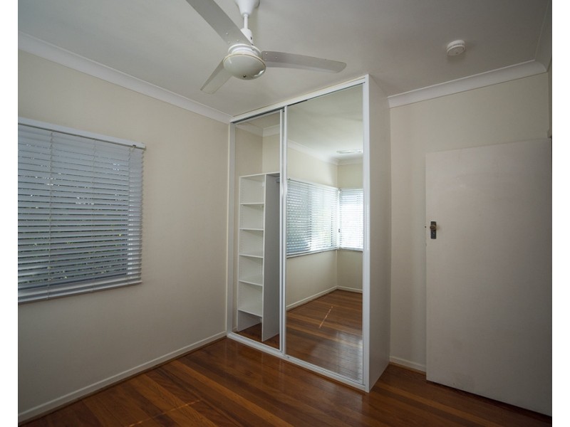 32 Maple Street, Wavell Heights QLD 4012