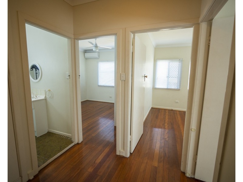 32 Maple Street, Wavell Heights QLD 4012