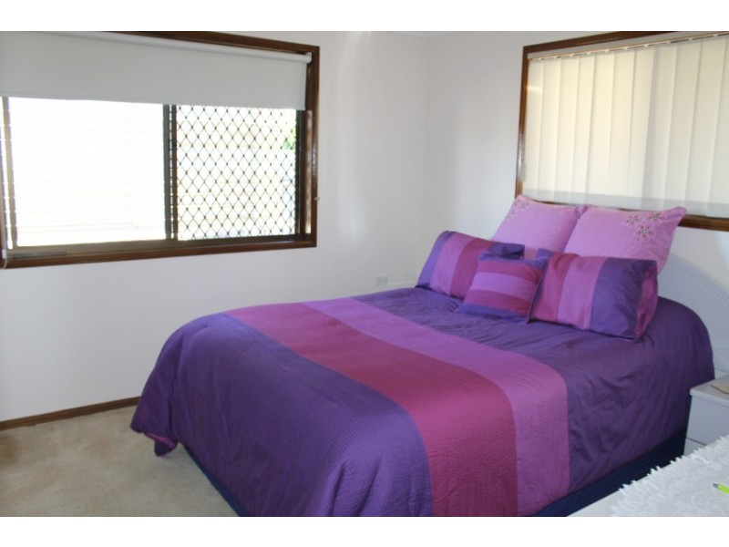 8 Cheshire Street, Kippa-ring QLD 4021