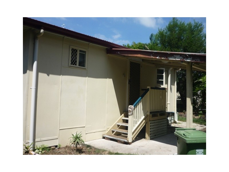 42 George St, Caboolture QLD 4510