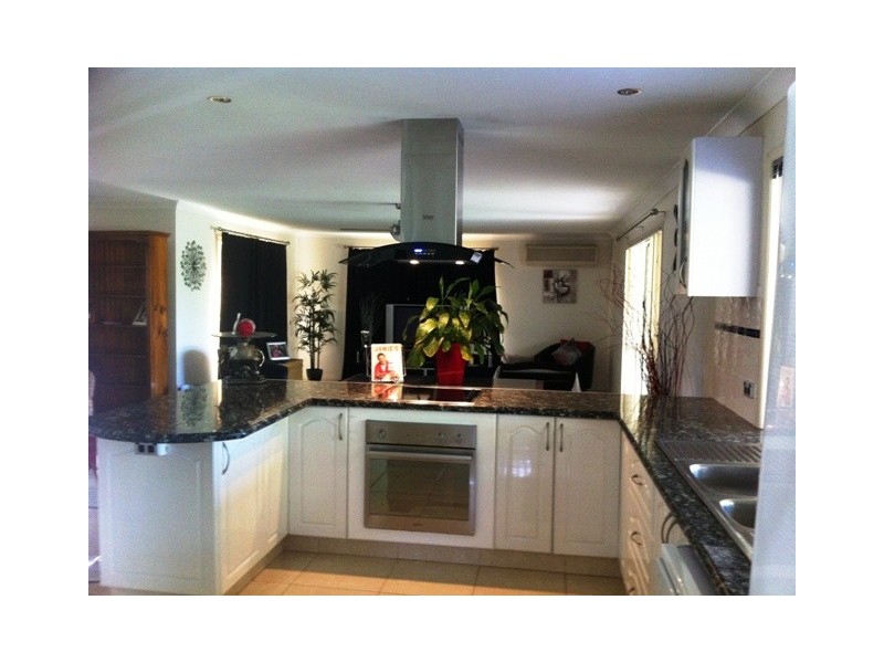 9 Milford Ct, Burpengary QLD 4505