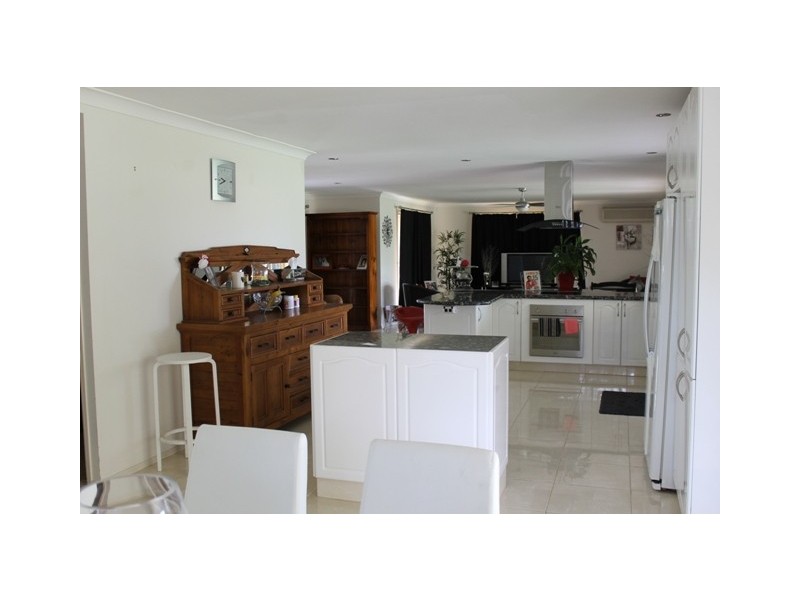 9 Milford Ct, Burpengary QLD 4505
