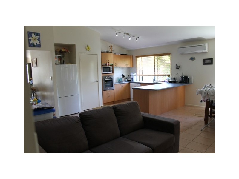 34 Gretel Dr, Beachmere QLD 4510