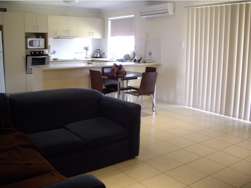 2/11 Guardian Ct, Caboolture QLD 4510