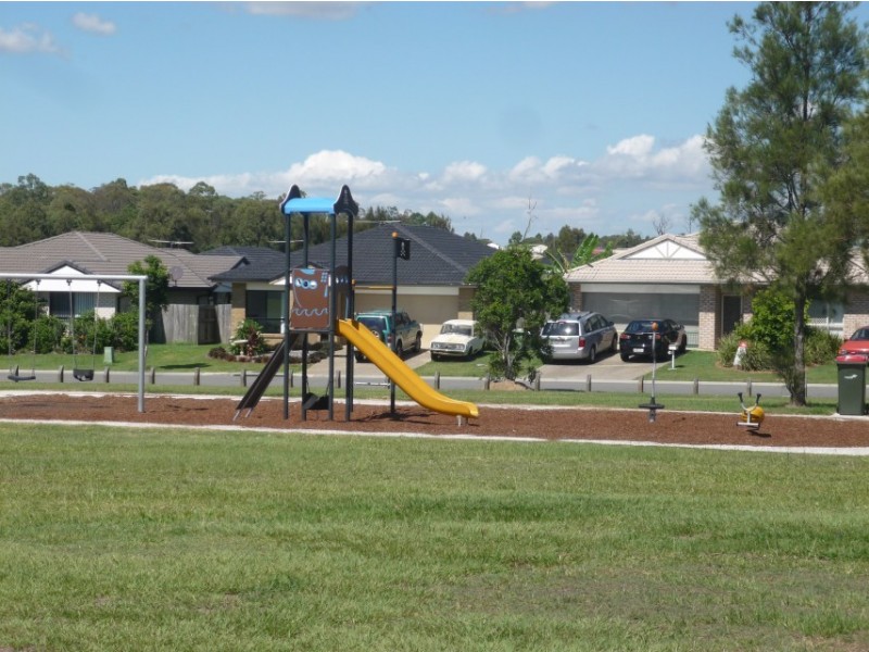 28 Riverbend Cres, Morayfield QLD 4506