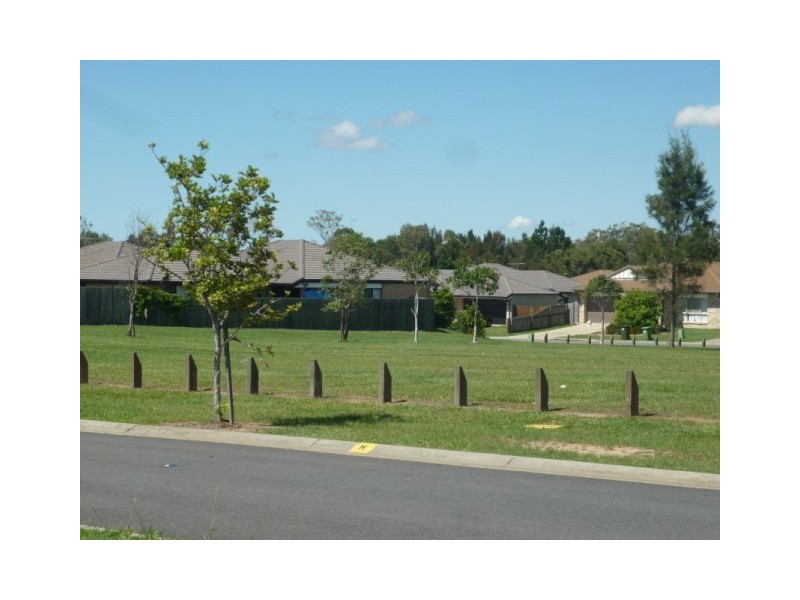 28 Riverbend Cres, Morayfield QLD 4506