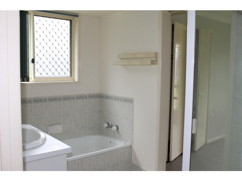 48 Silkyoak Drive, Morayfield QLD 4506