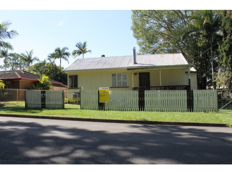 17 The Esplanade, Caboolture QLD 4510