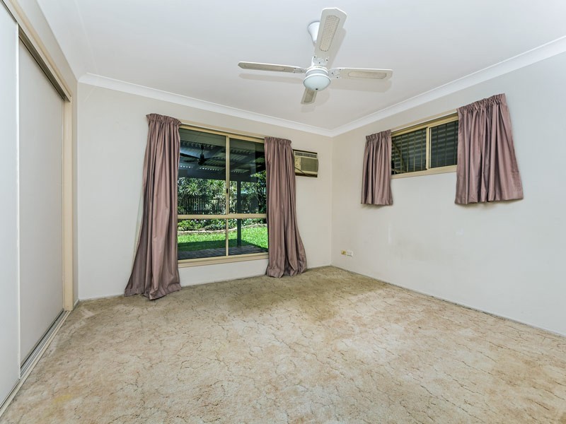 12 Hilldale Crescent, Morayfield QLD 4506