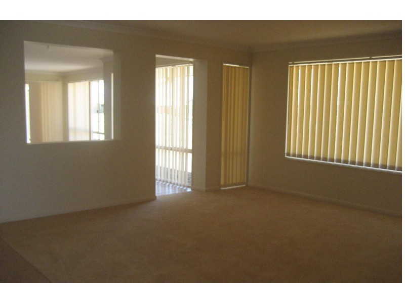 4 Cutler St, Caboolture QLD 4510