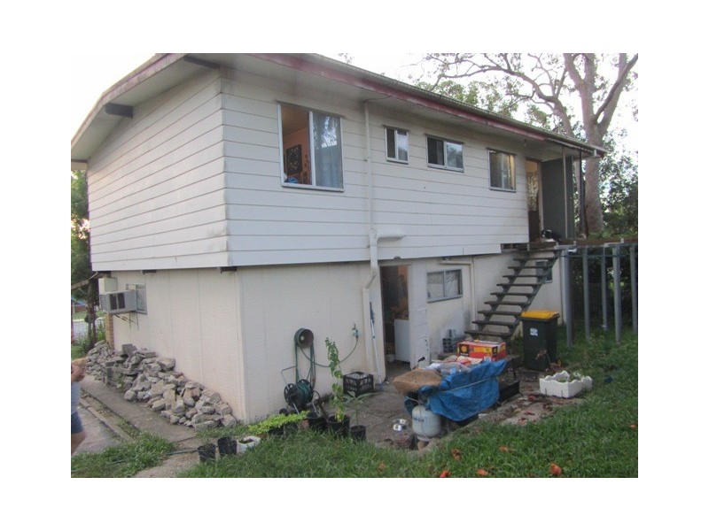 5 Kirkcaldy St, Morayfield QLD 4506
