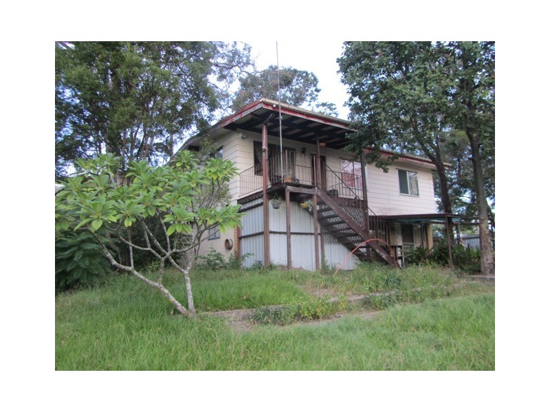 5 Kirkcaldy St, Morayfield QLD 4506