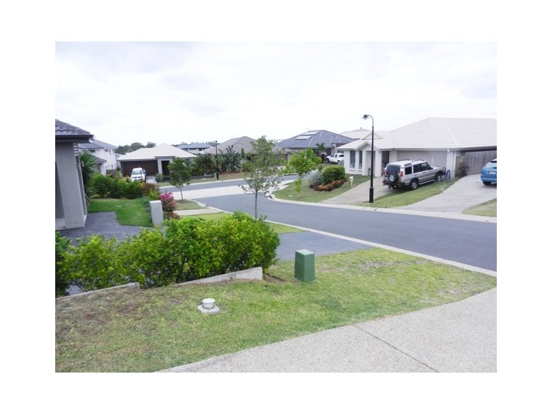 37 Severn Crescent, North Lakes QLD 4509