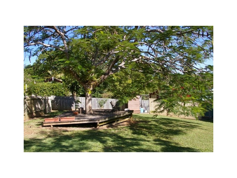 13-15 Ada Cres, Upper Caboolture QLD 4510