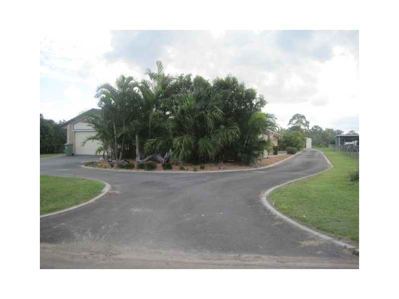 42 Peters Dr, Caboolture QLD 4510