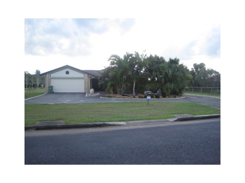 42 Peters Dr, Caboolture QLD 4510