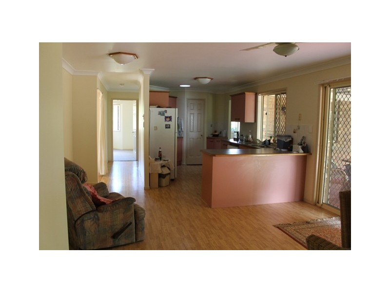 242 Nairn Rd, Morayfield QLD 4506