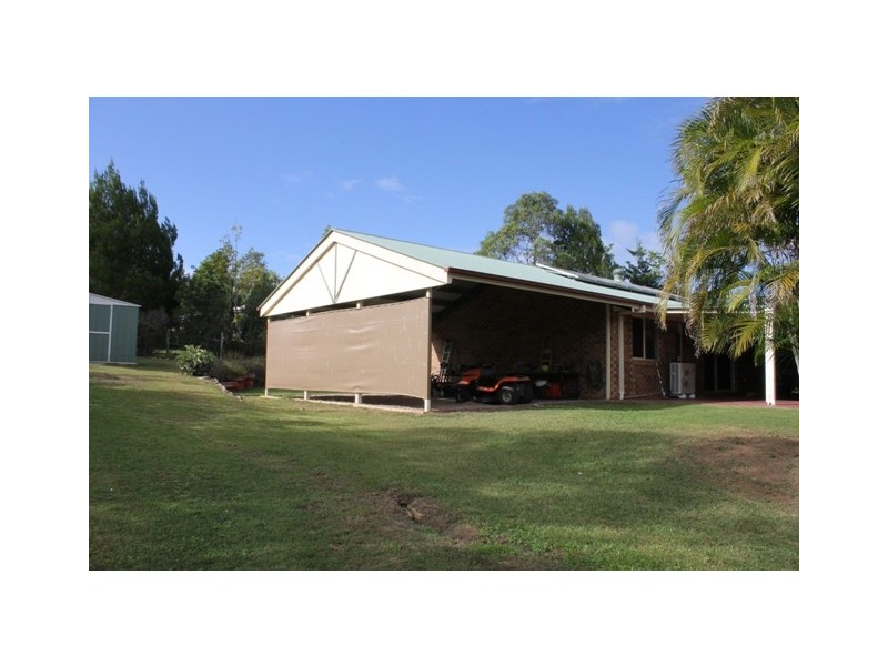242 Nairn Rd, Morayfield QLD 4506