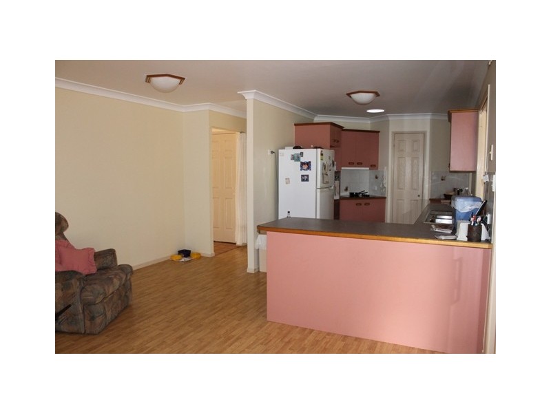 242 Nairn Rd, Morayfield QLD 4506