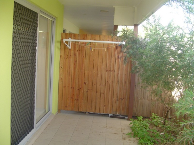 8/105 King Street, Caboolture QLD 4510