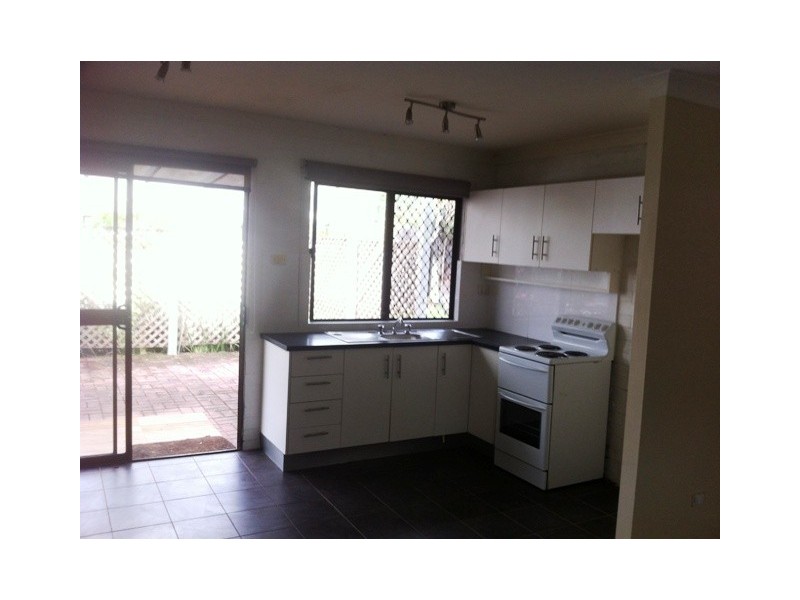 1/16 Joanne Street, Caboolture QLD 4510