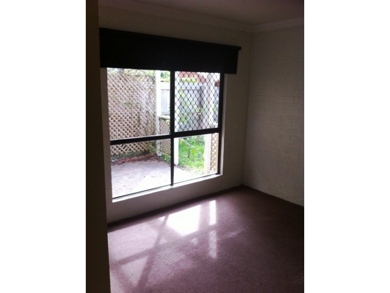 1/16 Joanne Street, Caboolture QLD 4510