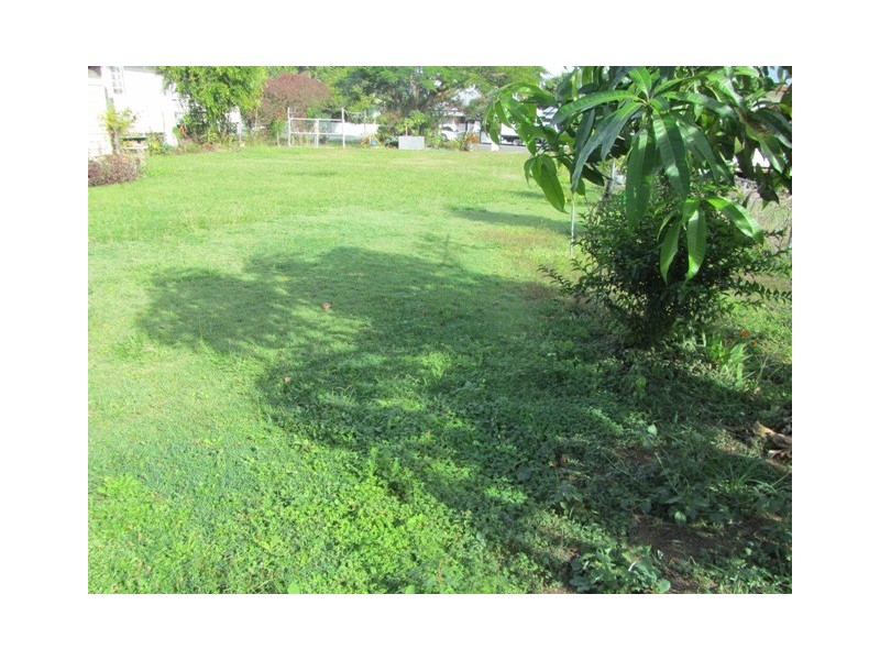 9 Russell St, Caboolture QLD 4510