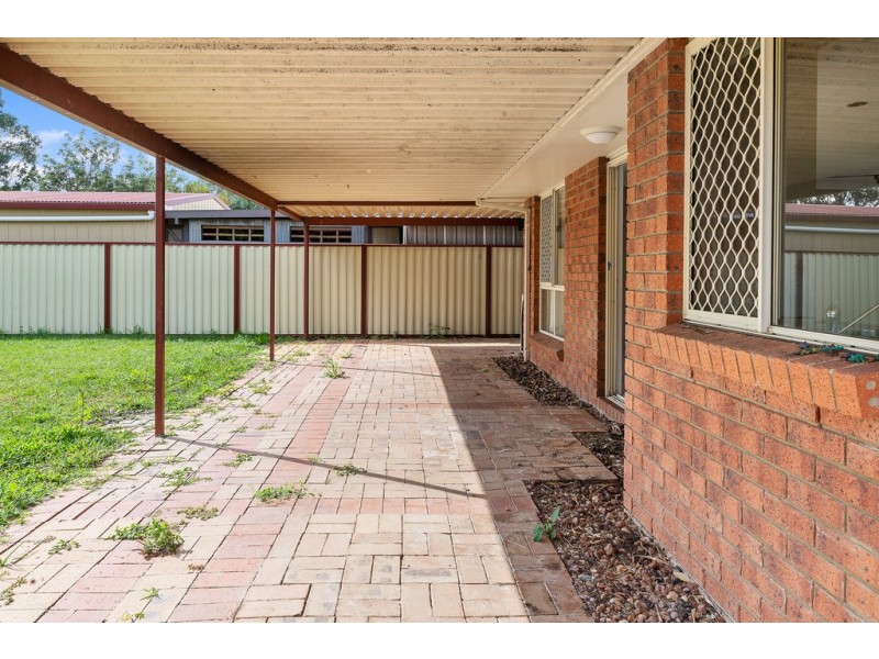 62 Crestwood Avenue, Morayfield QLD 4506