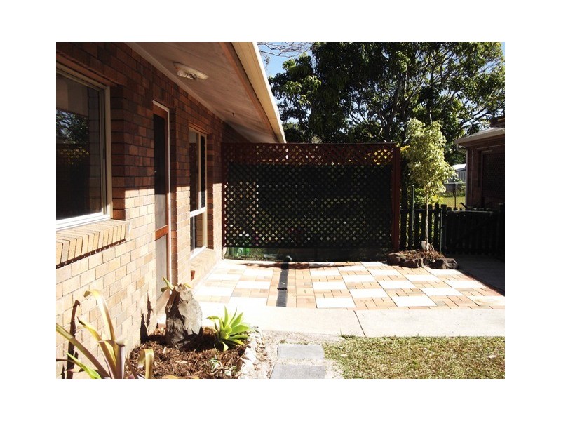2/74 Lower King St, Caboolture QLD 4510