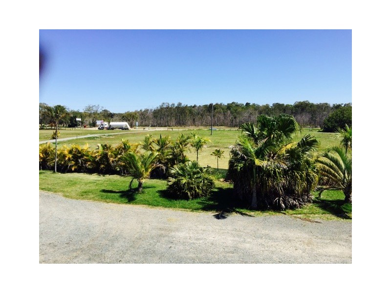 786 Beachmere Road, Beachmere QLD 4510