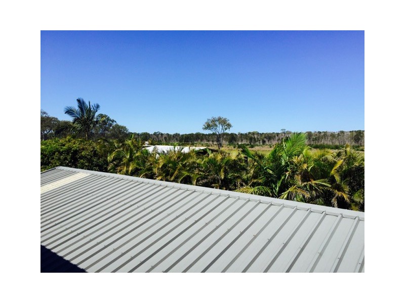 786 Beachmere Road, Beachmere QLD 4510
