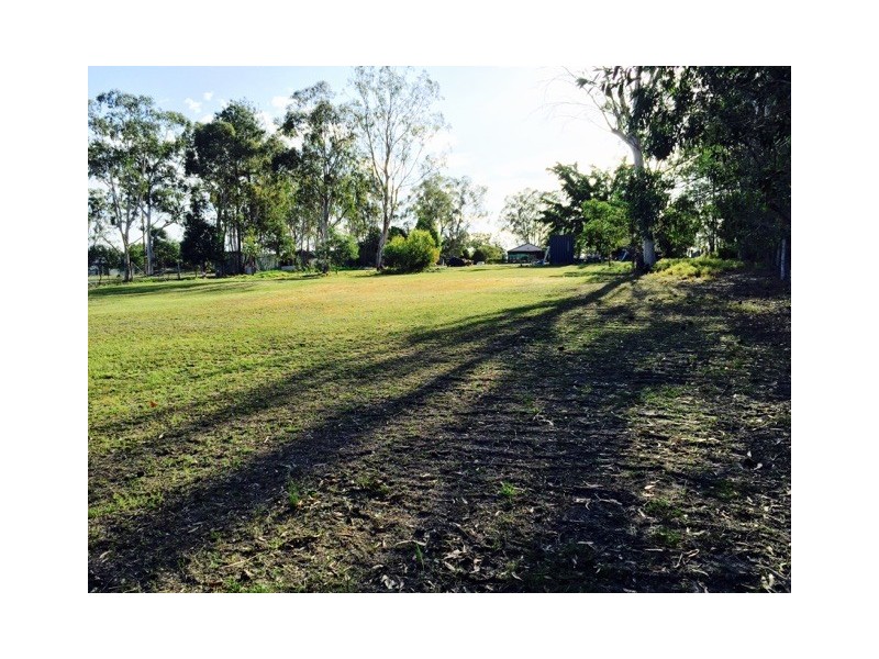128 Hall Road, Elimbah QLD 4516