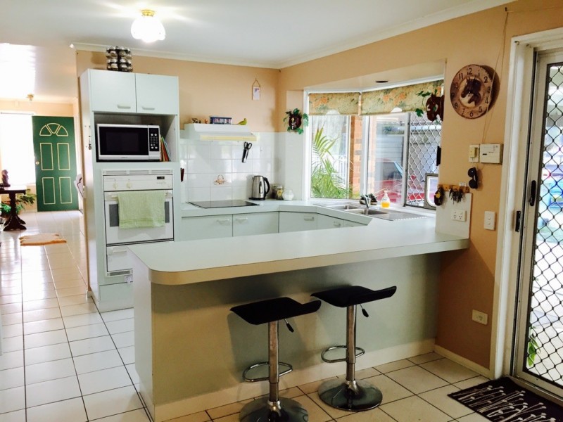 128 Hall Road, Elimbah QLD 4516