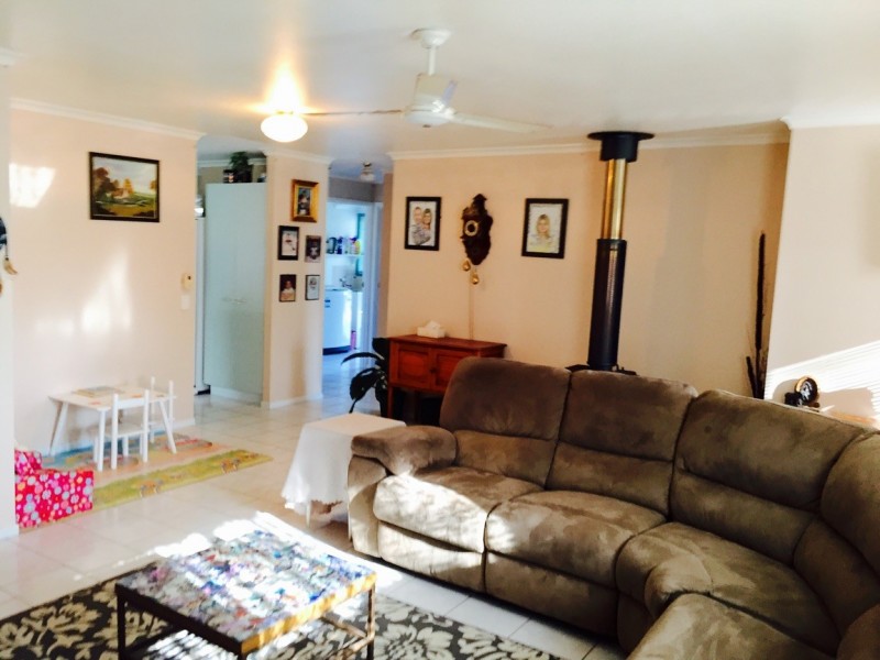 128 Hall Road, Elimbah QLD 4516