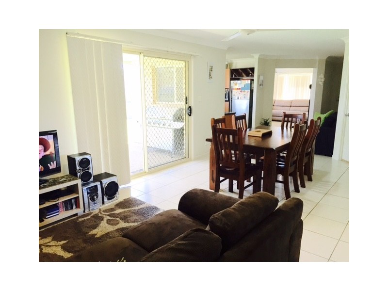 22 Riverbend Cres, Morayfield QLD 4506