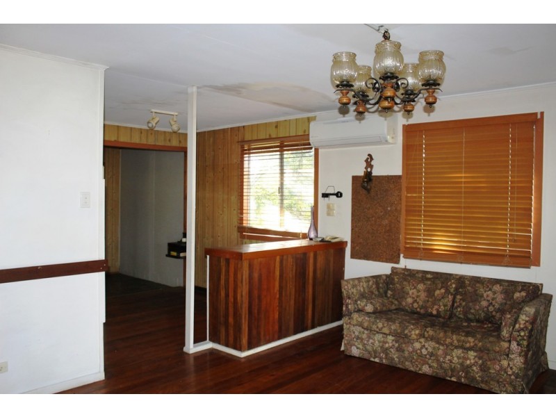 20 Manley St, Caboolture QLD 4510