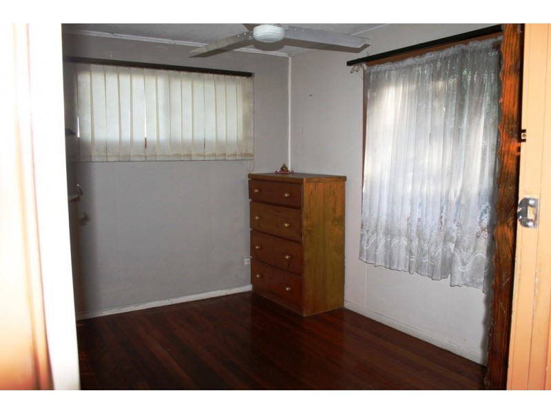 20 Manley St, Caboolture QLD 4510