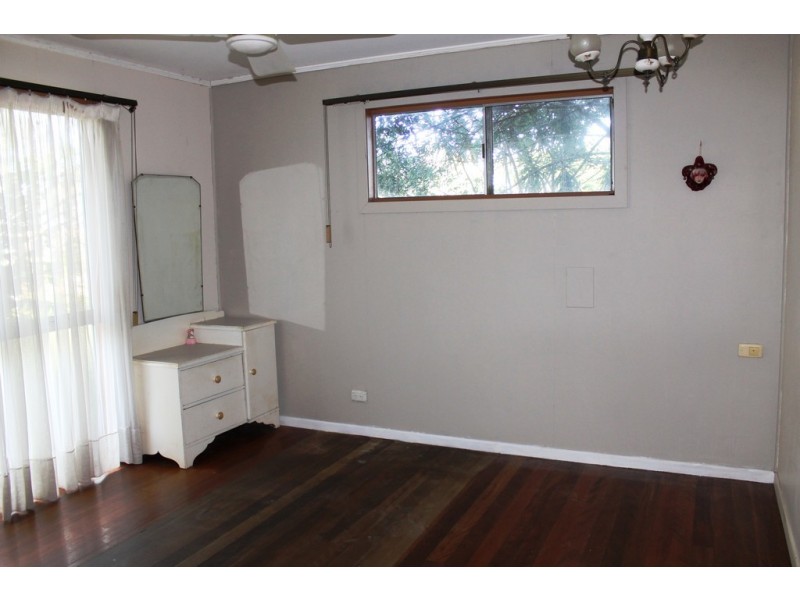 20 Manley St, Caboolture QLD 4510