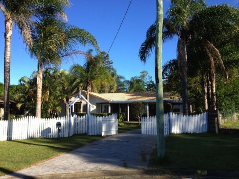 12 Hinkler Street, Morayfield QLD 4506