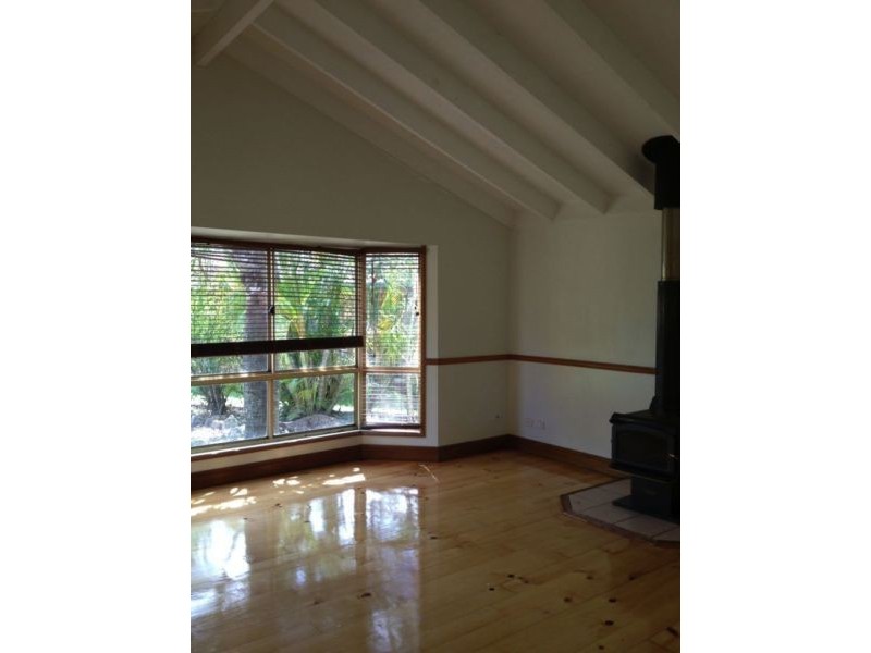 12 Hinkler Street, Morayfield QLD 4506