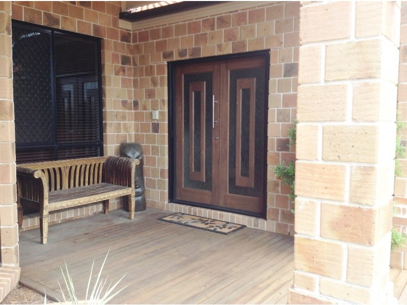 9 Moselle Court, Morayfield QLD 4506