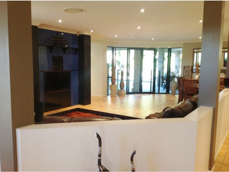 9 Moselle Court, Morayfield QLD 4506