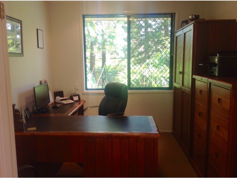 9 Moselle Court, Morayfield QLD 4506