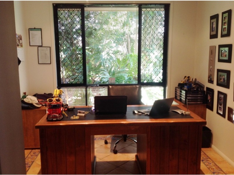 9 Moselle Court, Morayfield QLD 4506