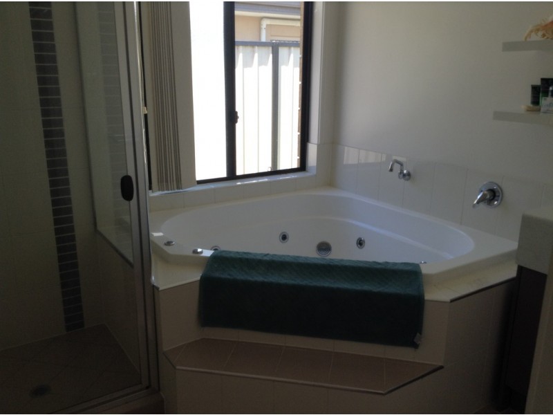 5 Valesini Court, Caboolture QLD 4510