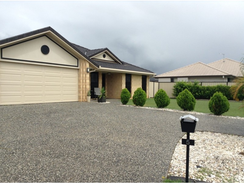 5 Valesini Court, Caboolture QLD 4510