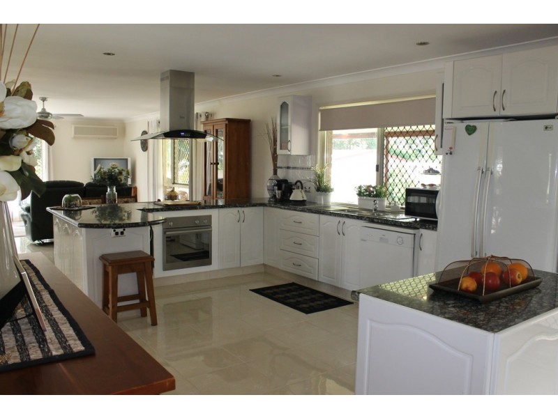 9 Milford Ct, Burpengary QLD 4505