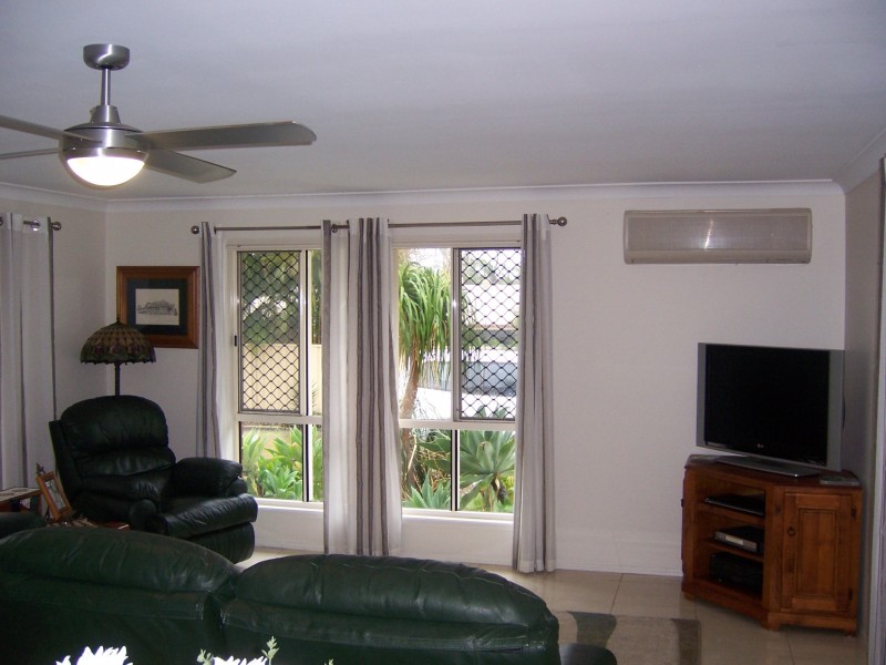 9 Milford Ct, Burpengary QLD 4505