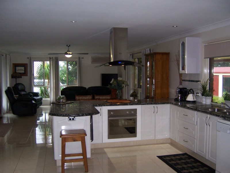 9 Milford Ct, Burpengary QLD 4505